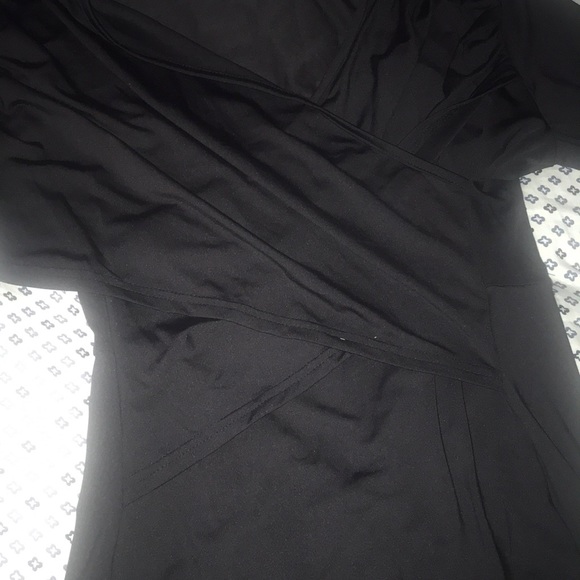 Beautiful elegant black dress. - Picture 2 of 3